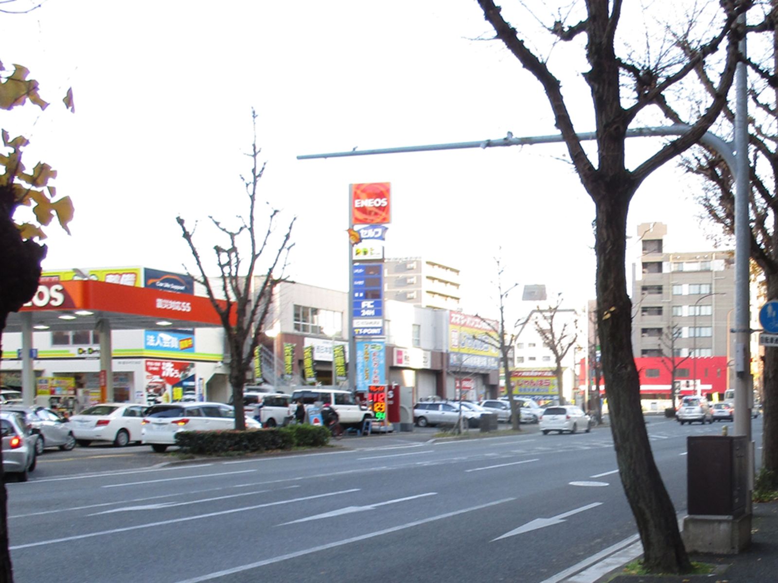 斜め向かいのエネオス瑞穂SS