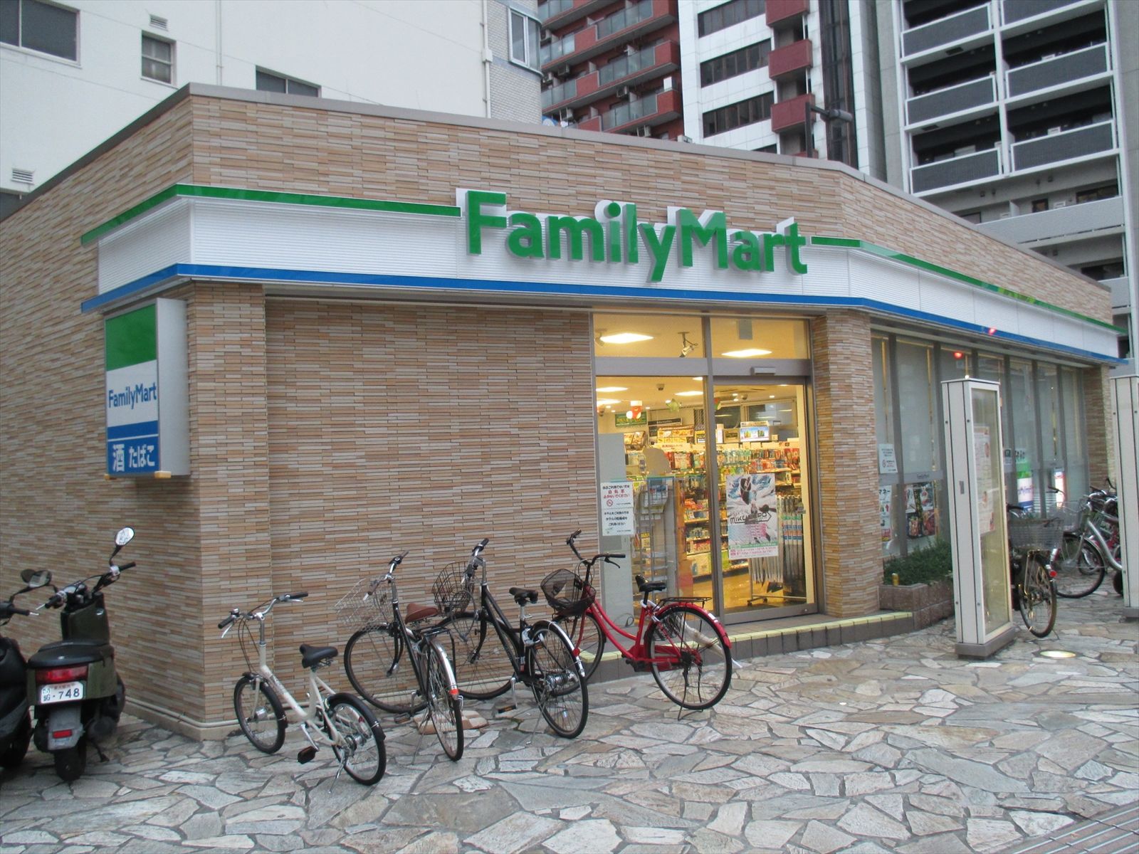 ファミリーマート内本町西店まですぐ近く