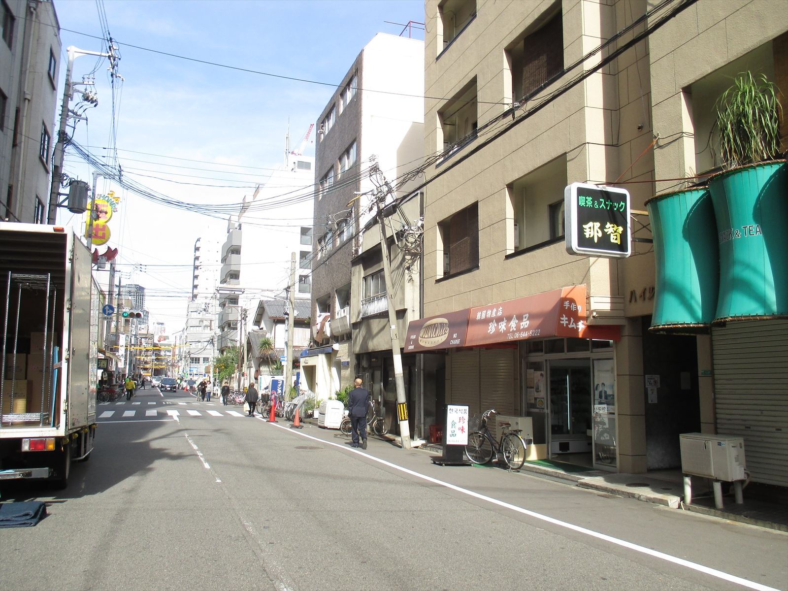 やまずみビル前面の道路