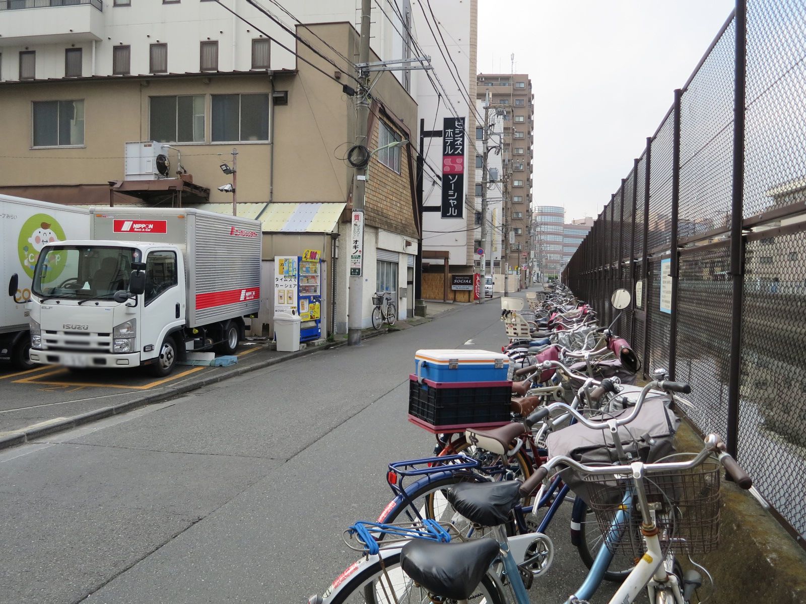 大眞事務所前面の通り