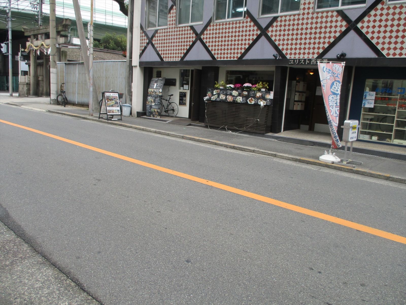 ミルフェスト北堀川ビル前面の通り