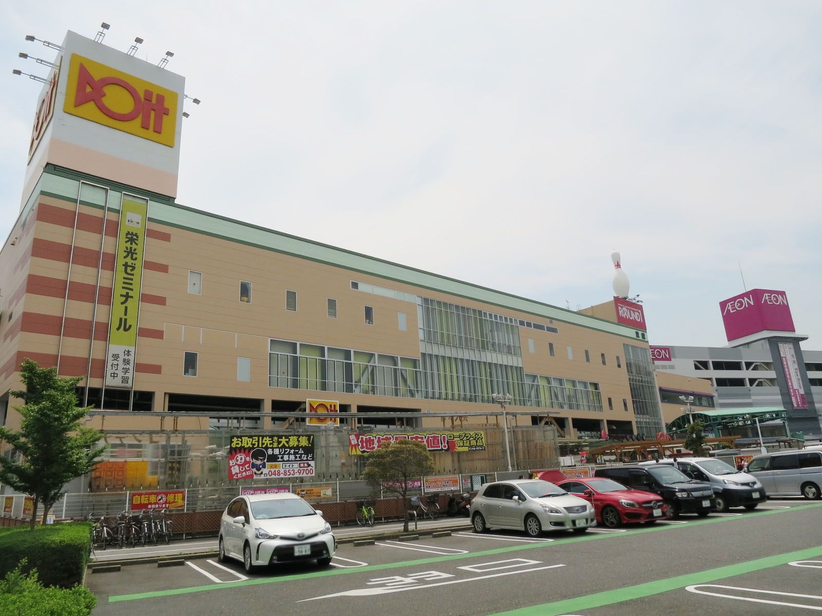 徒歩2分の大型複合商業施設「南砂町ショッピングセンター」