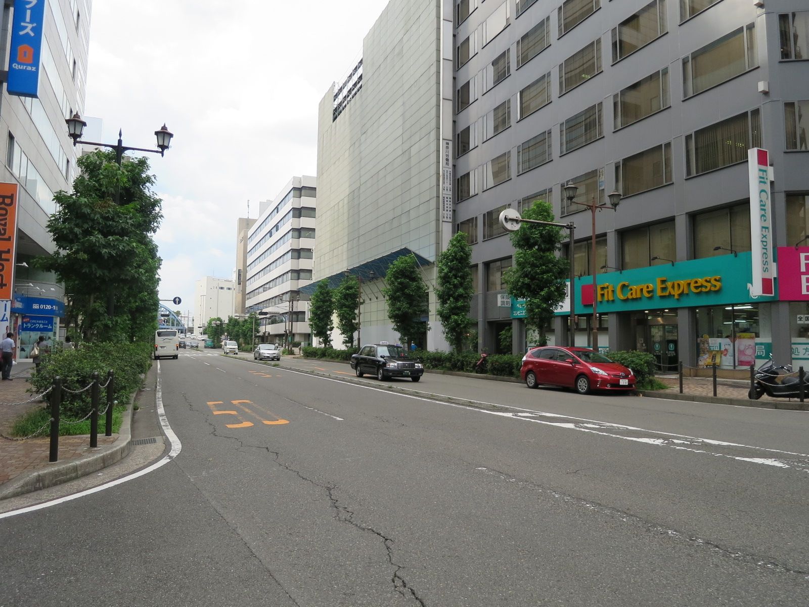 大和地所馬車道ビル前面の尾上町通り