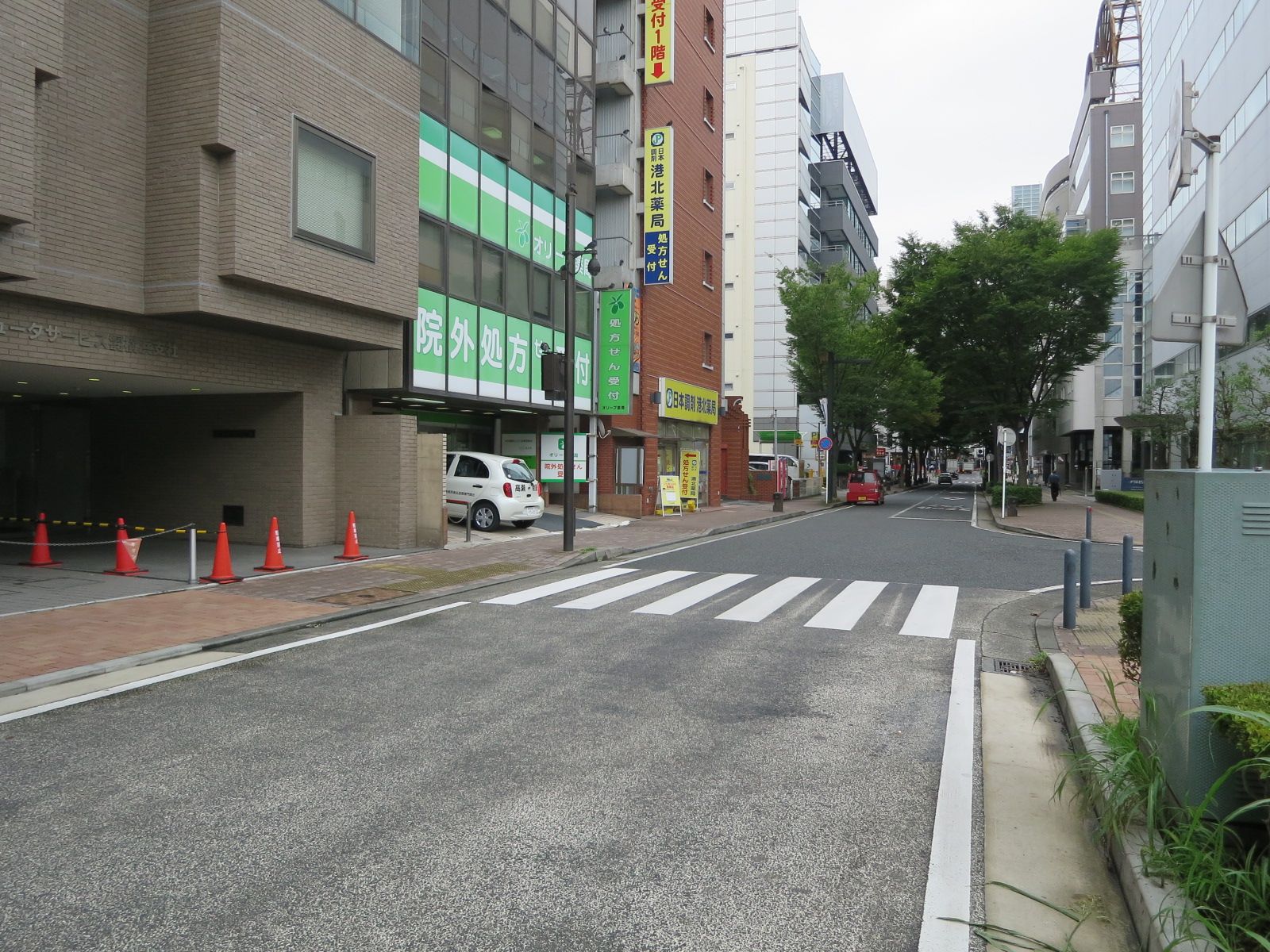 THE PORTAL SHIN-YOKOHAMA前面の通り