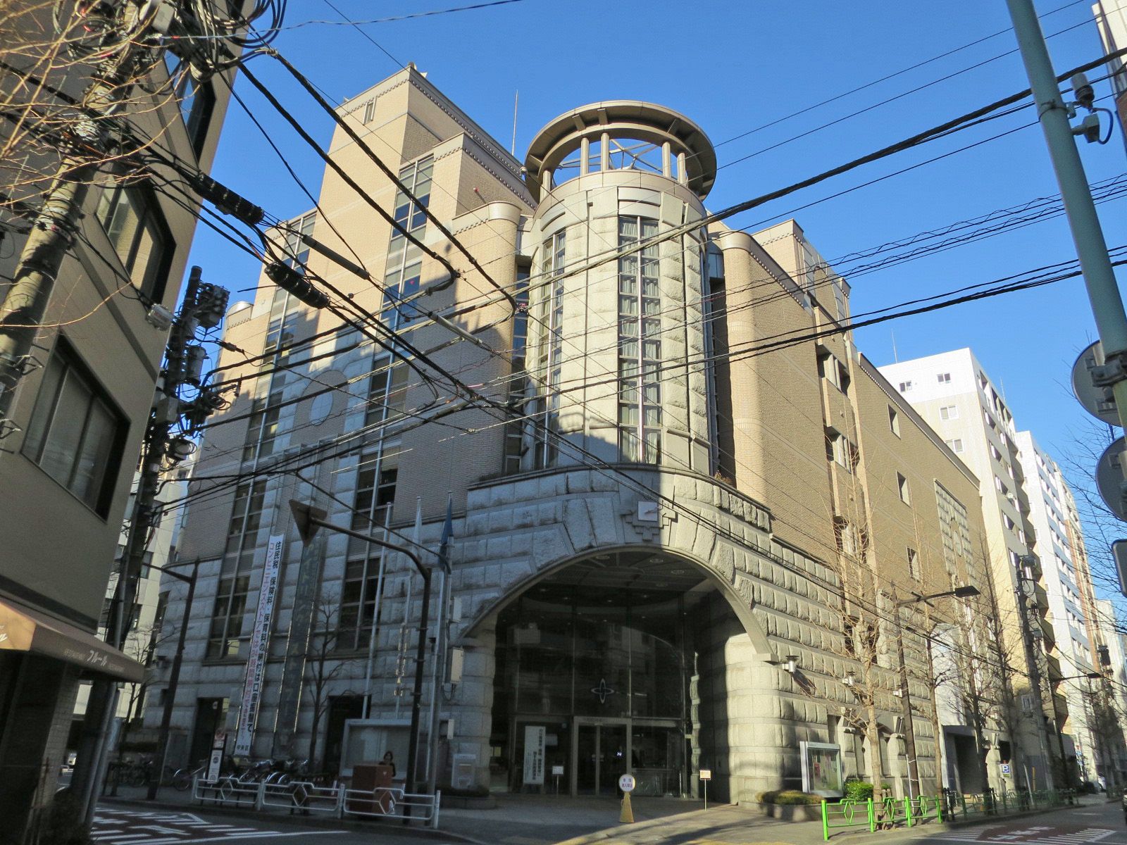 近くの日本橋劇場