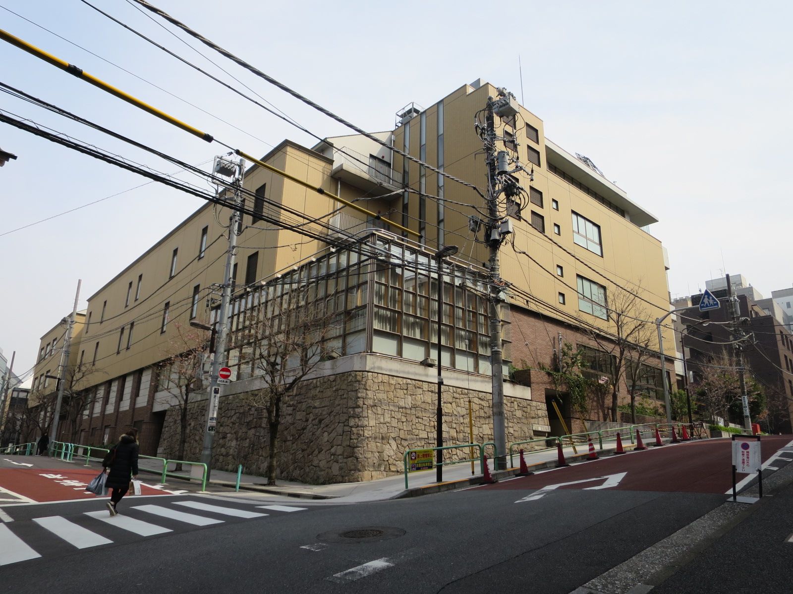 近くの小学校・幼稚園