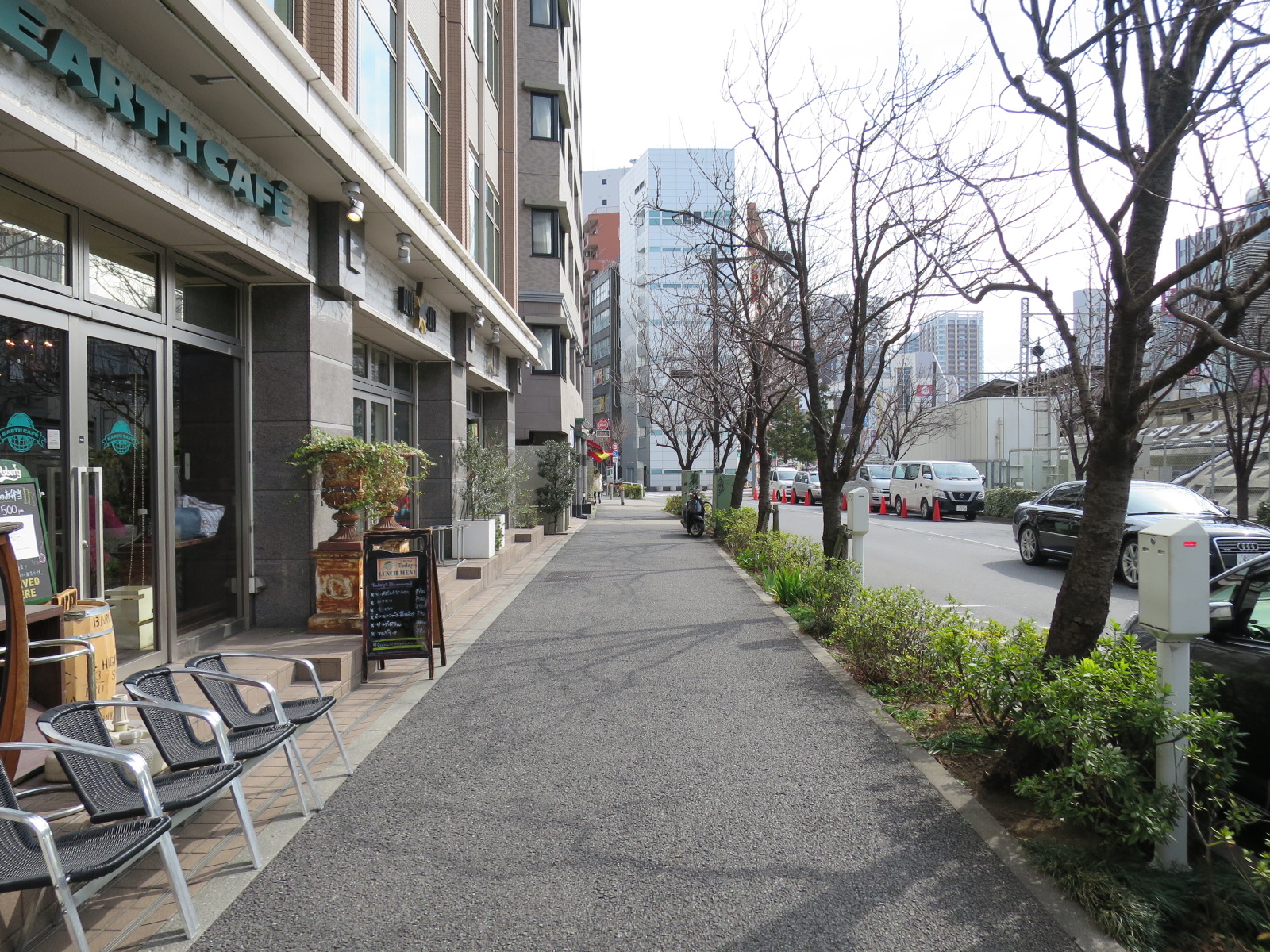 TK池田山ビル前面の通り