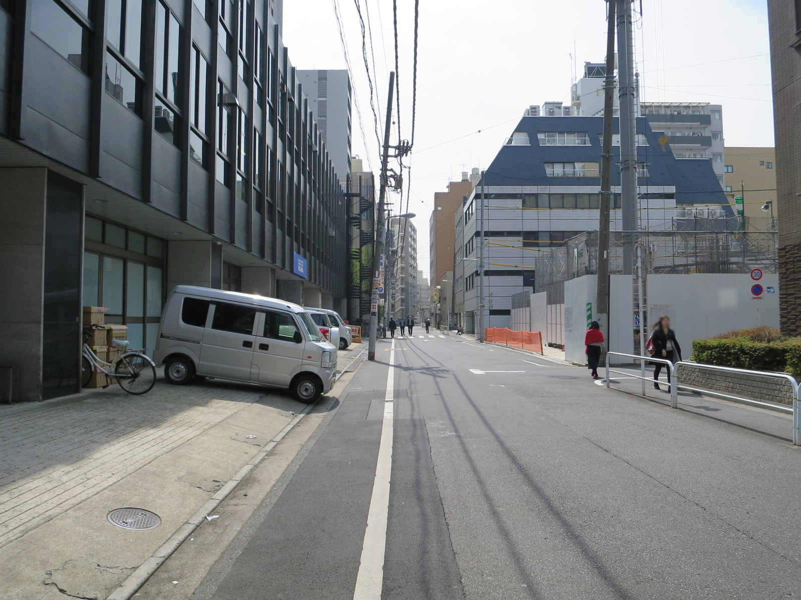 第2東商センター前面の通り