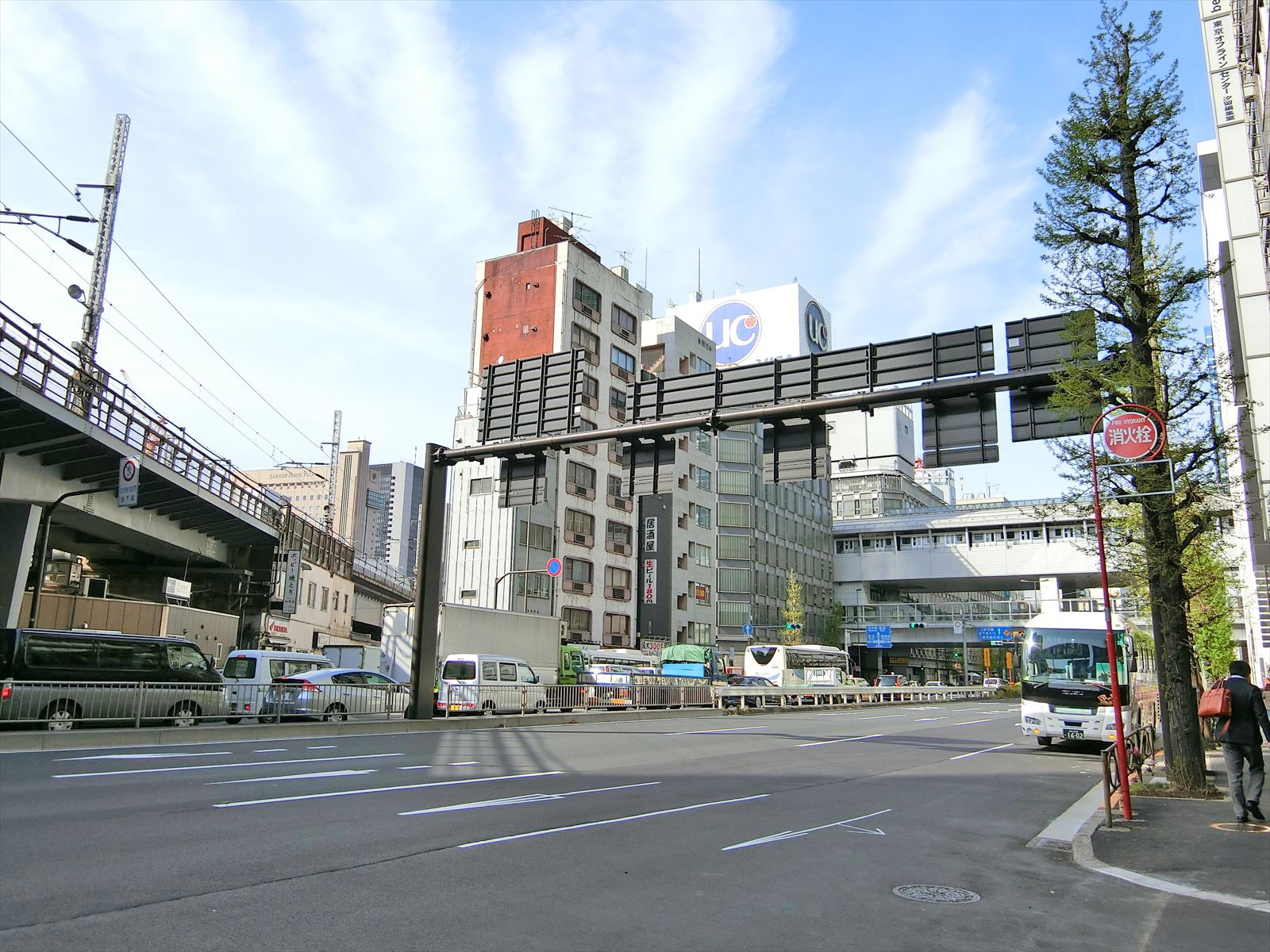 前面は第一京浜