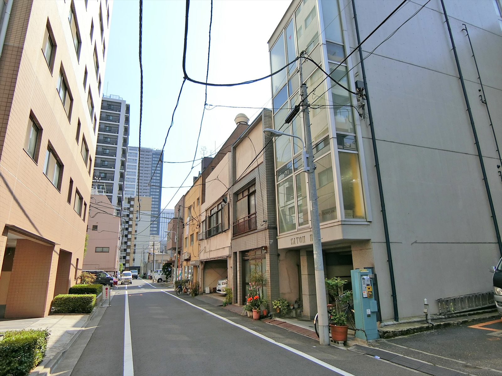 周辺は静かなエリア