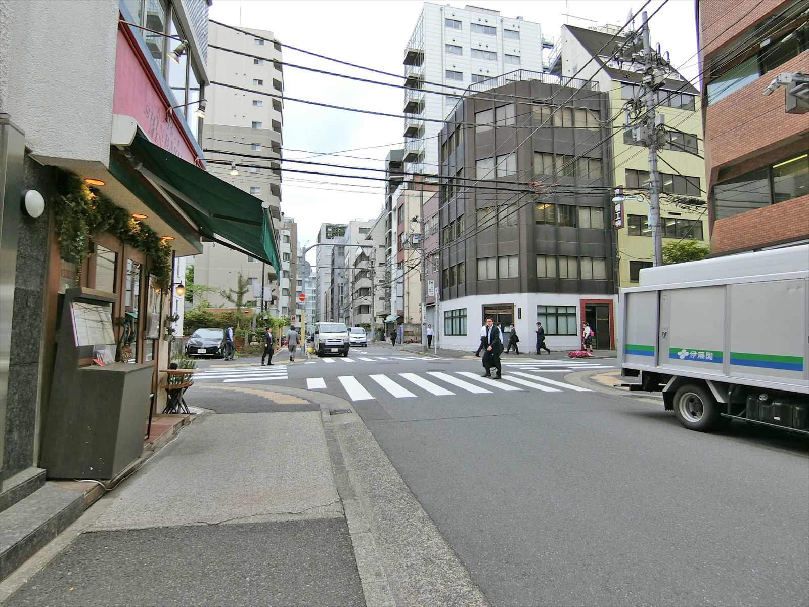 前面の通り