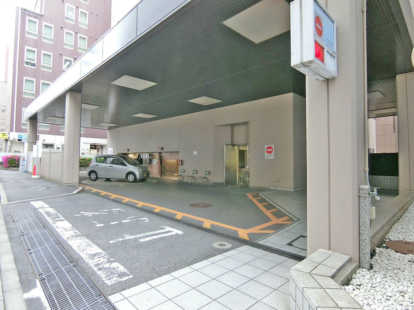 近くのコインパーキング
