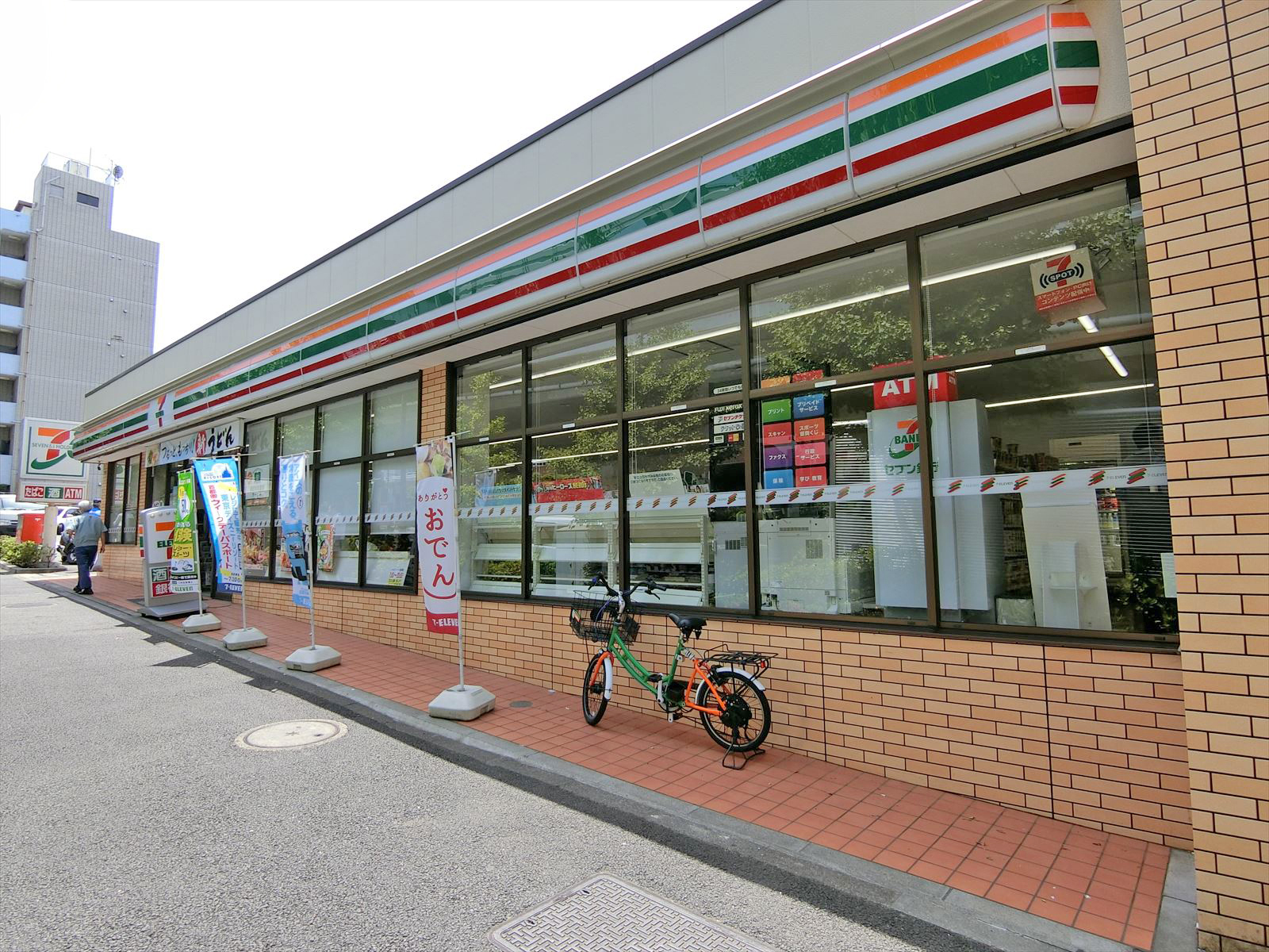 徒歩2分のセブンイレブン西五反田6丁目店