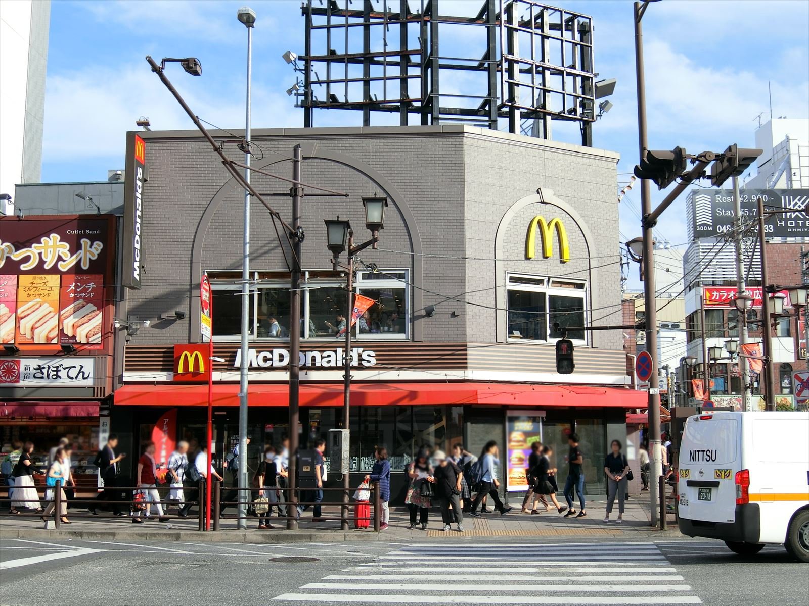 徒歩5分のマクドナルド大宮東口店