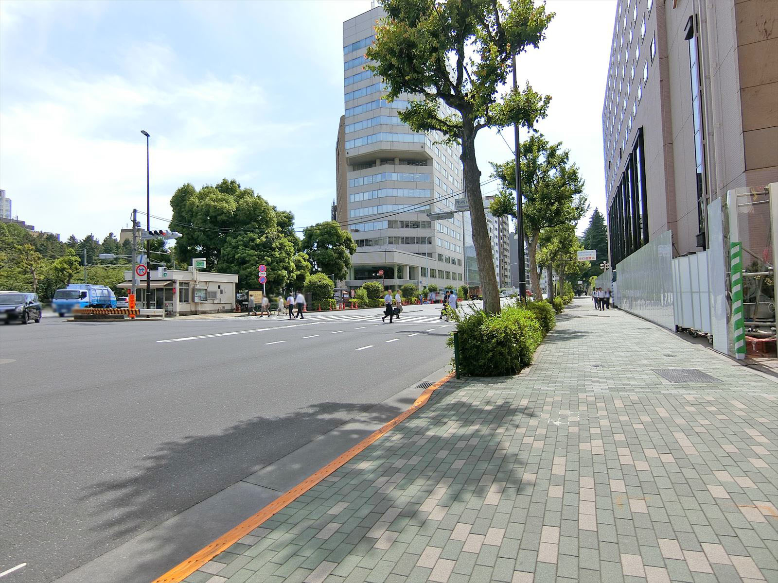 前面の通り