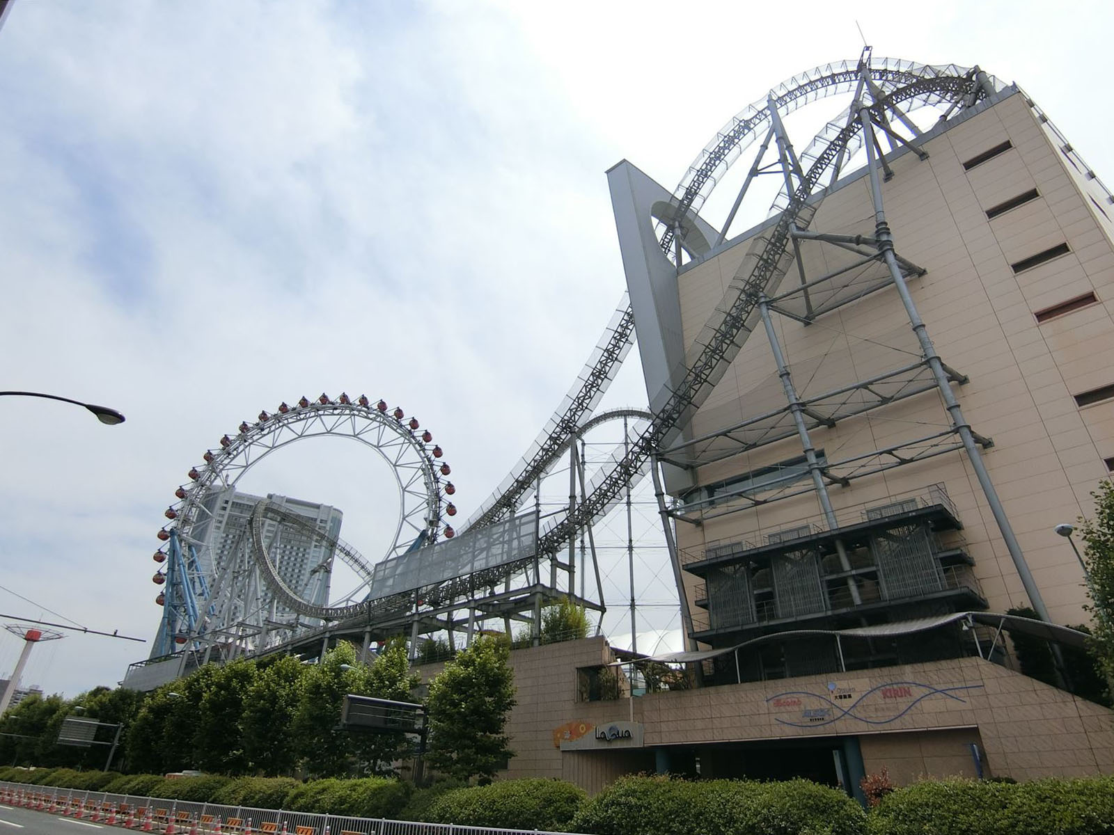 東京ドームシティの近く
