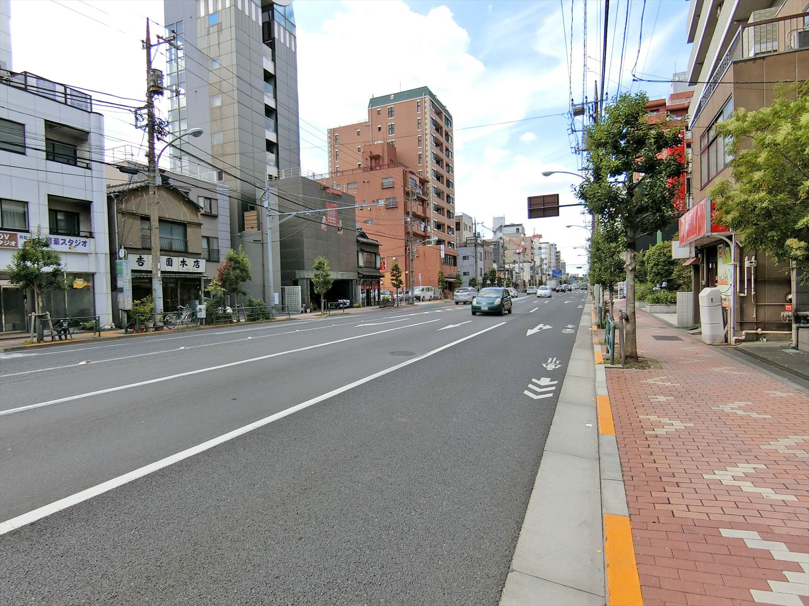 前面の三ッ目通り