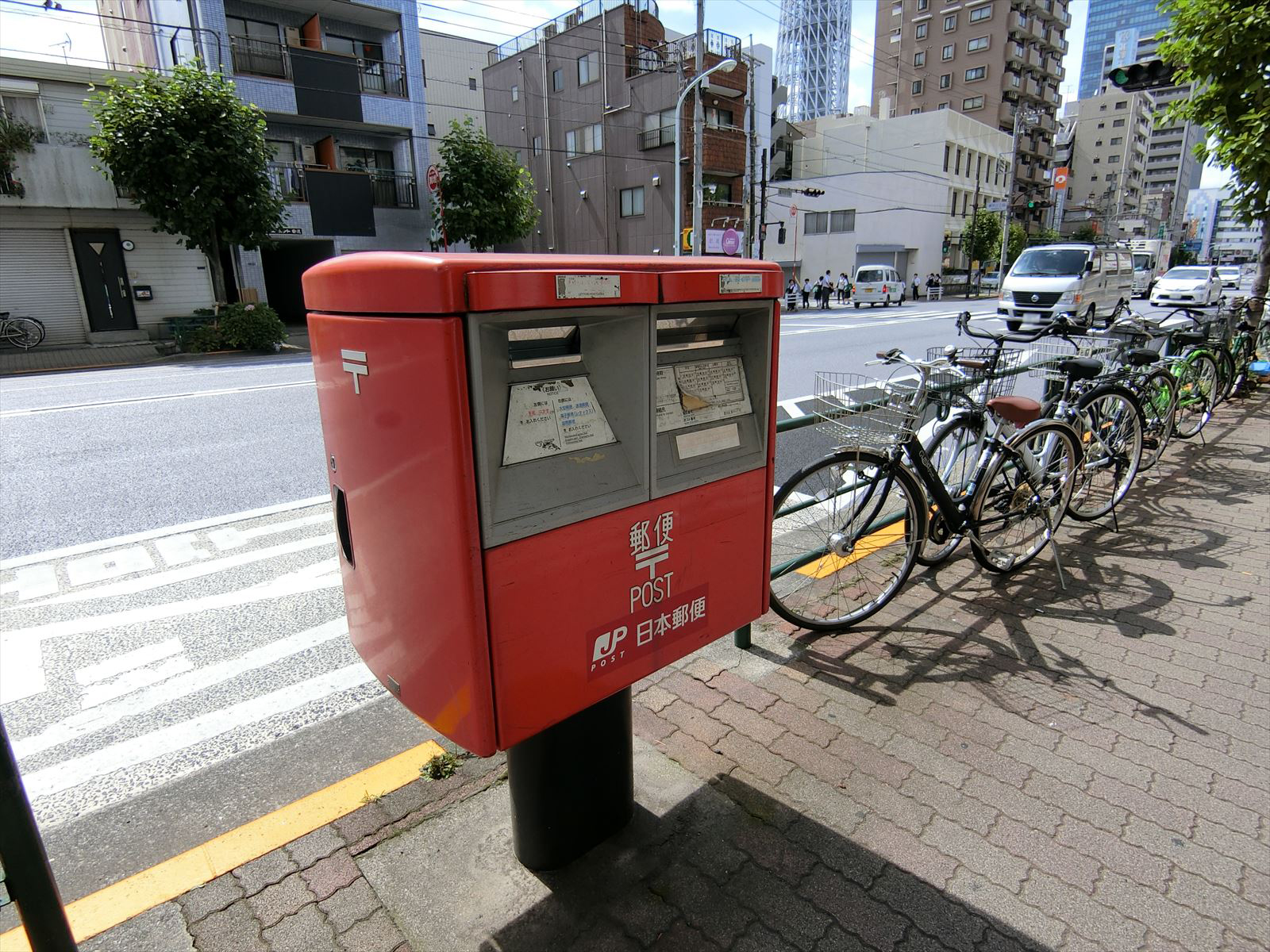 近くにポストあり