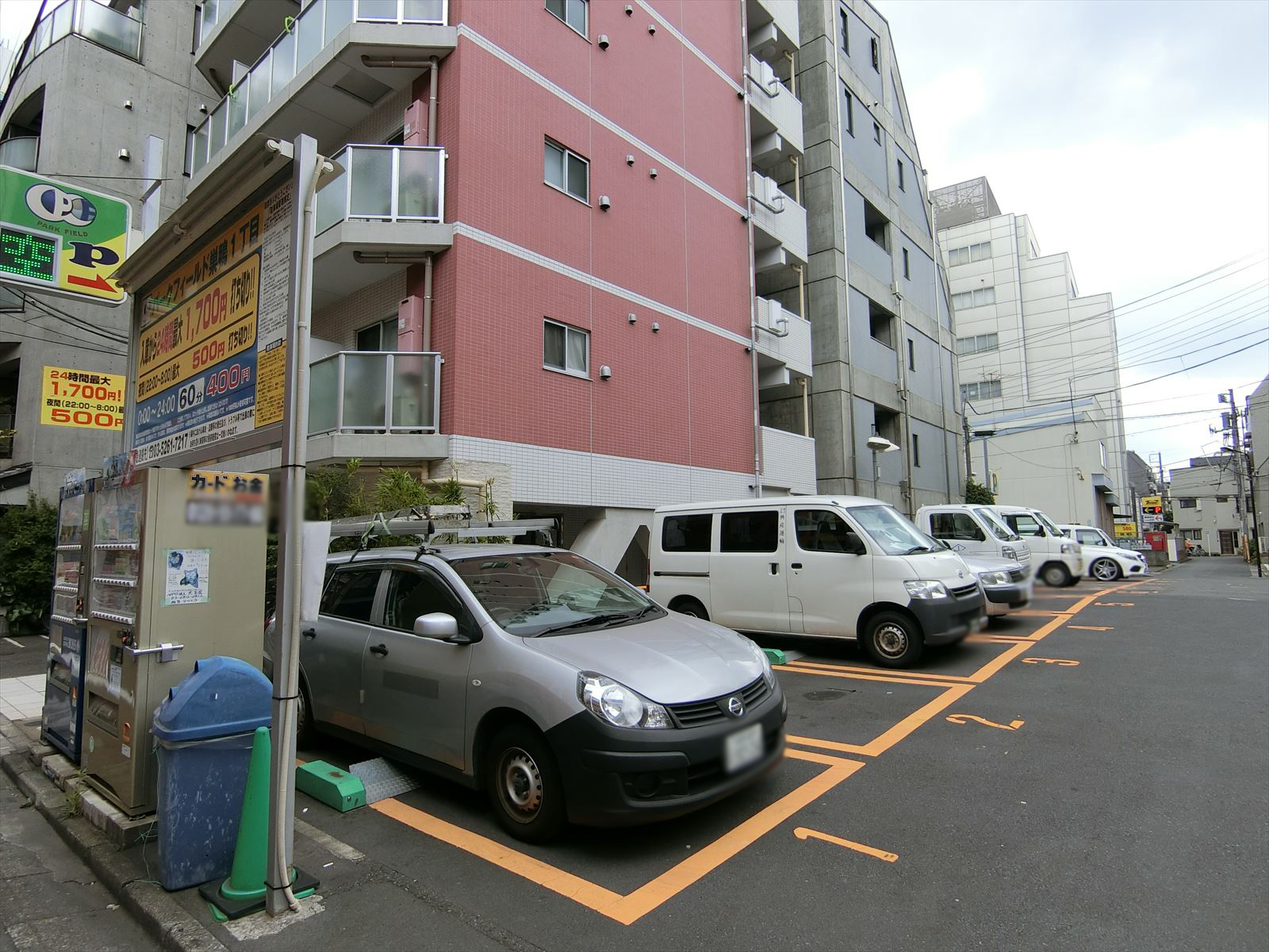 近くのコインパーキング