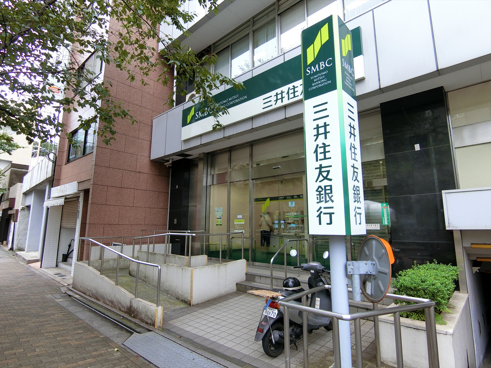 三井住友銀行ATM至近