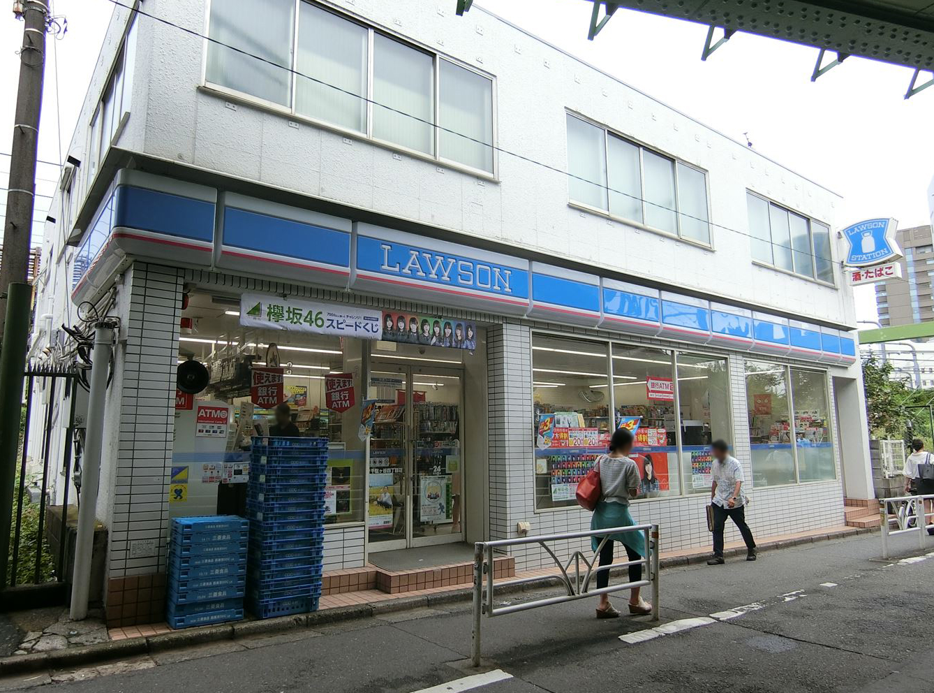 至近のローソン千駄ヶ谷4丁目店