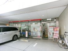 徒歩2分の千代田岩本町郵便局