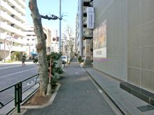 プライム神楽坂ビル前