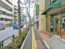 ブリエ飯田橋前面の通