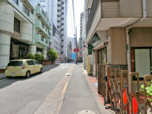 RENEX池袋前面の