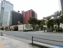 三共仙台ビル前面の金