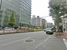 兼松ビルディング本館前面の日本橋芝浦大森線
