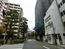 国土西池ビル前面の通