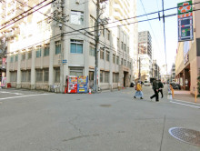 武田ビル前面の通り