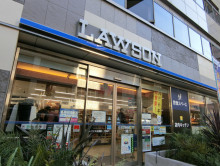 徒歩2分のローソン　