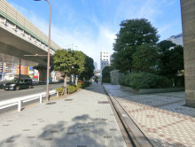 ピアシティ芝浦ビル前面の通り