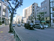 新目黒東急ビル前面の