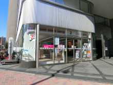 徒歩3分のセブンイレ