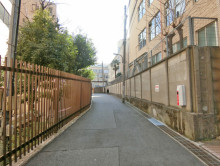 フェリオ西早稲田前面