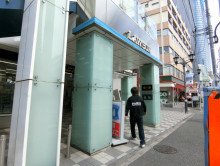 徒歩2分のローソン 