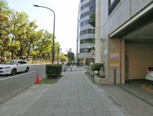 スカーフ会館ビル前面