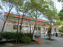 徒歩1分のセブンイレ