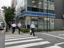 徒歩4分のローソン日