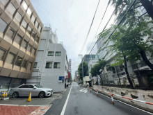 新陽ビル飯田橋前面の