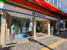 徒歩2分のファミリー