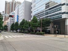 オフィス前面の尾上町