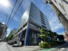 徒歩3分の日本サッカ