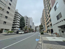 芝公園NDビル前面の