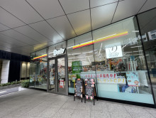 徒歩3分のデイリーヤ