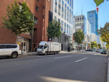 オフィス前面の南二条