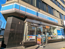 通り沿いのローソン札